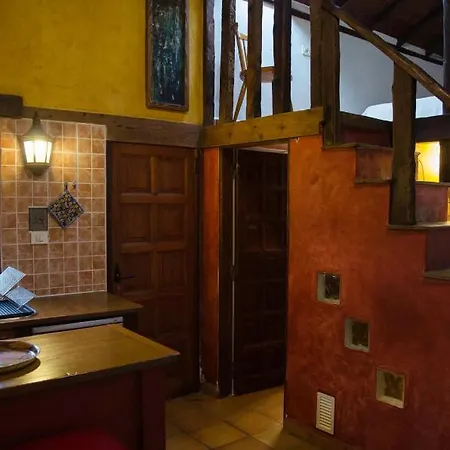 Casita Poco Loco